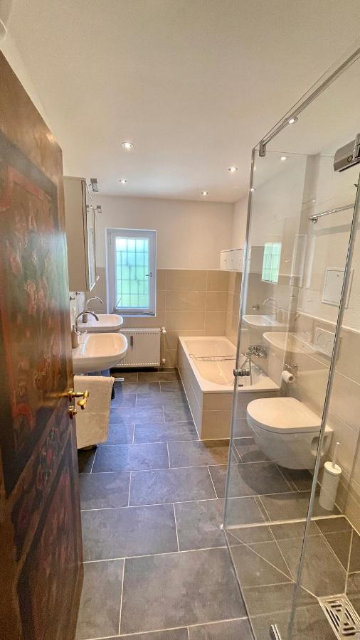 Large Holiday Apartment With Sauna, Terrace, Garden And Open Fireplace Lenggries Buitenkant foto